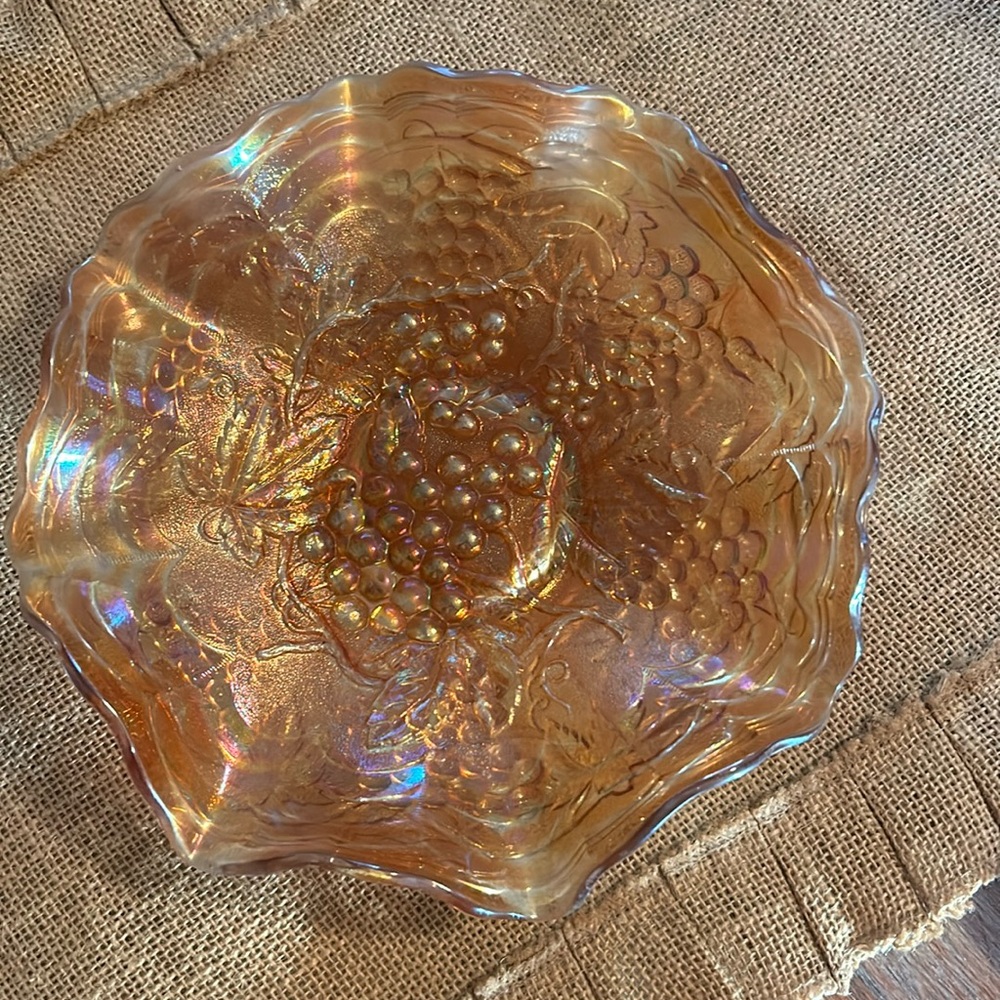 Imperial Glass Scalloped Edge